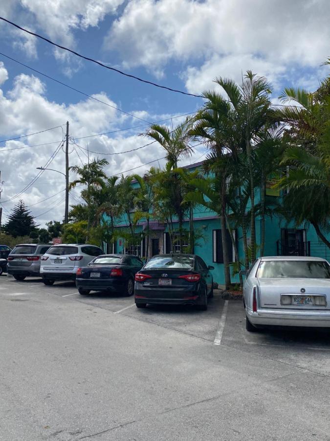 Hoosville Hostel Florida City Exterior photo